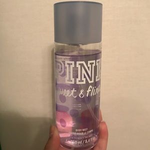 PINK body spray in the scent sweet and flirty